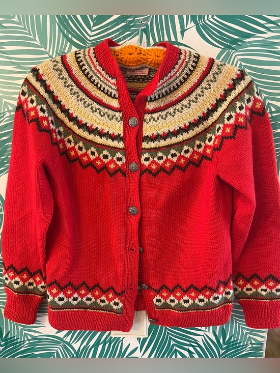 Sweaters - Vintage 100% wool Red Nordic Yoke Button-Up Sweater Norway engraved buttons
